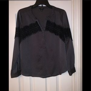 Ann Taylor Blouse, Size Medium Petite